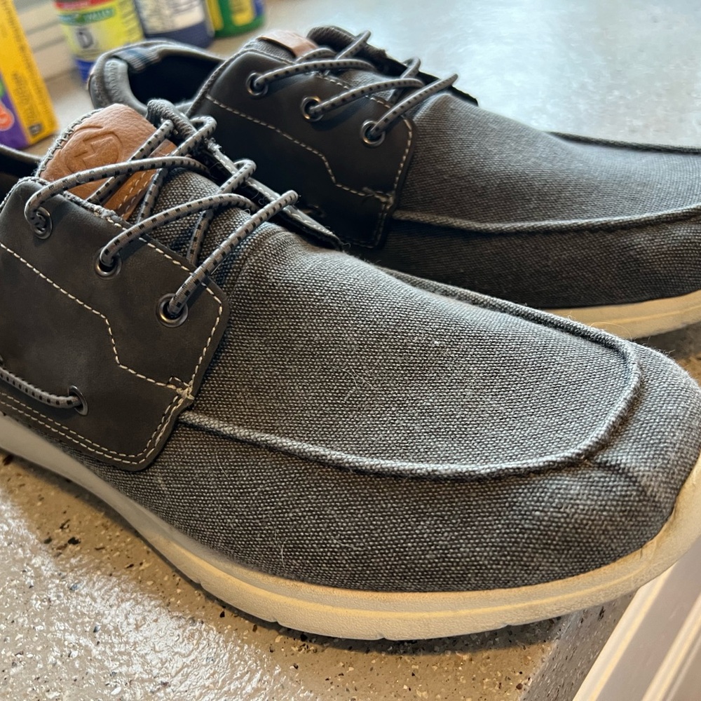 Men’s size 11 Boat Shoes